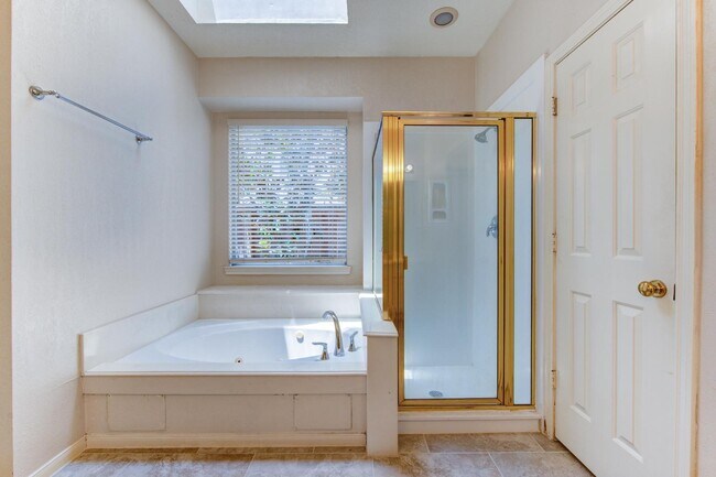 Building Photo - 1107 Magnolia Woods Ct
