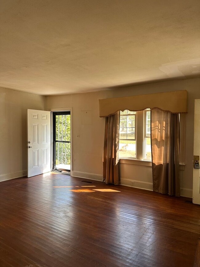 Building Photo - RENTAL HOME 2BD/1BTH