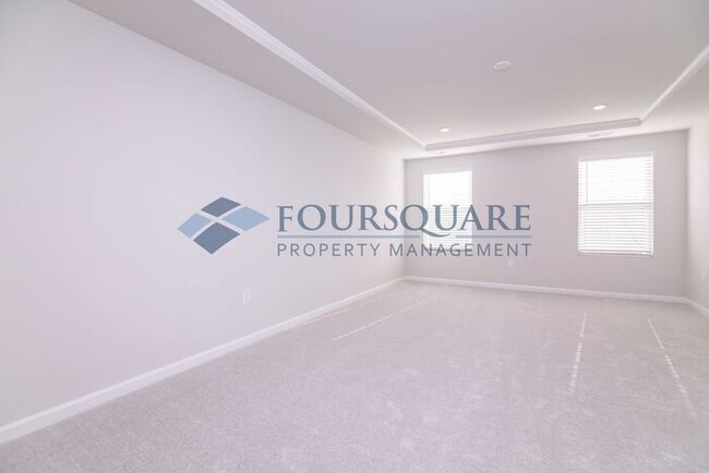 Building Photo - New Townhome | Washer/ Dryer Included |Fib...