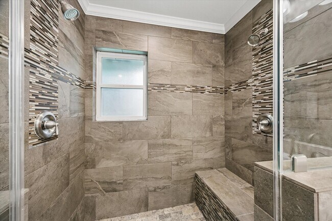Building Photo - 9407 Cranleigh Ct