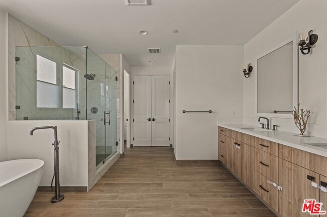 Building Photo - 3812 Marcia Ct