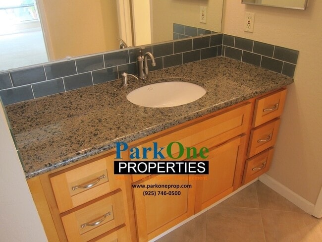 Building Photo - Spacious One Bedroom in Walnut Creek Keys!