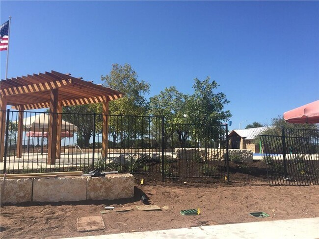 Building Photo - 801 Melda St