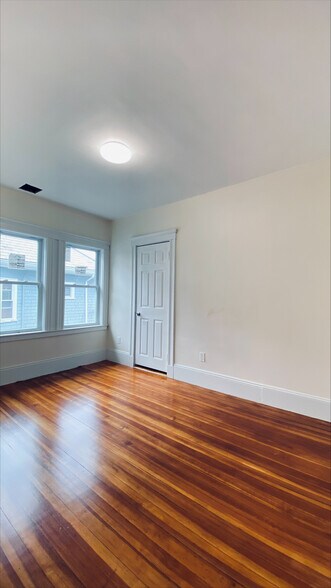 Building Photo - 96 Brayton Rd