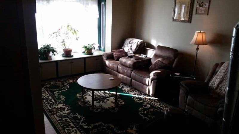 Building Photo - 960 Main St