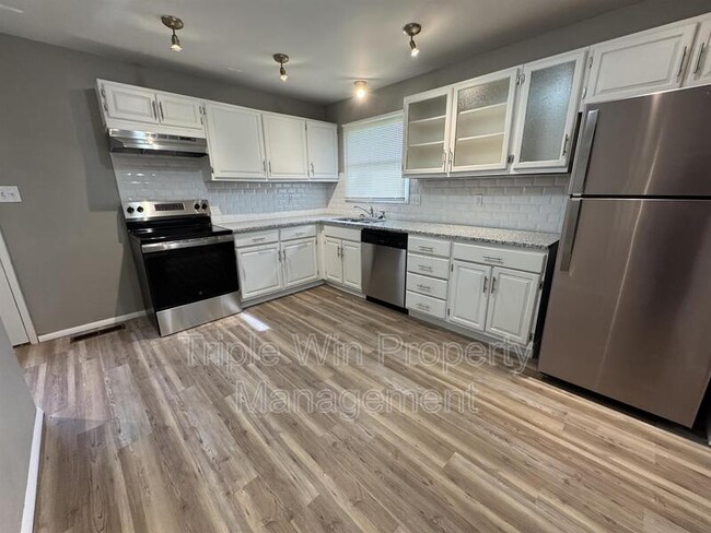 Building Photo - 11282 Ashcroft Ln