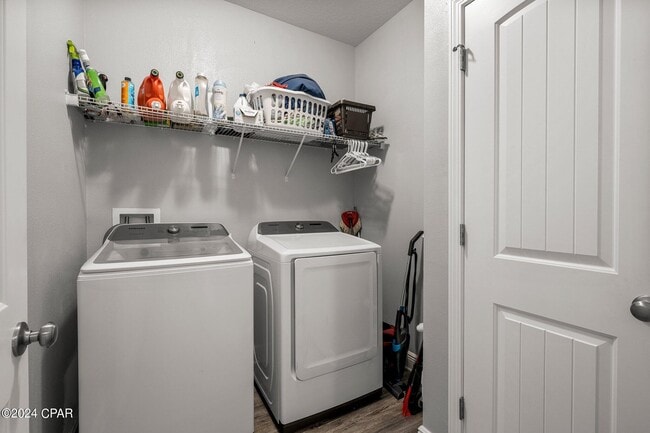 Building Photo - 317 Highbrook Rd