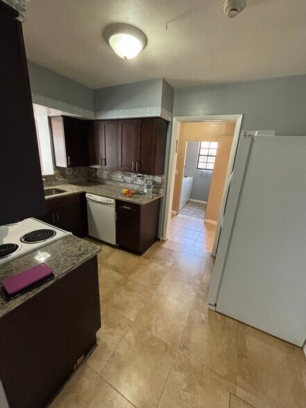 Building Photo - 6755 19th St N