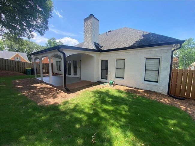 Building Photo - 805 Doe Hill Ln