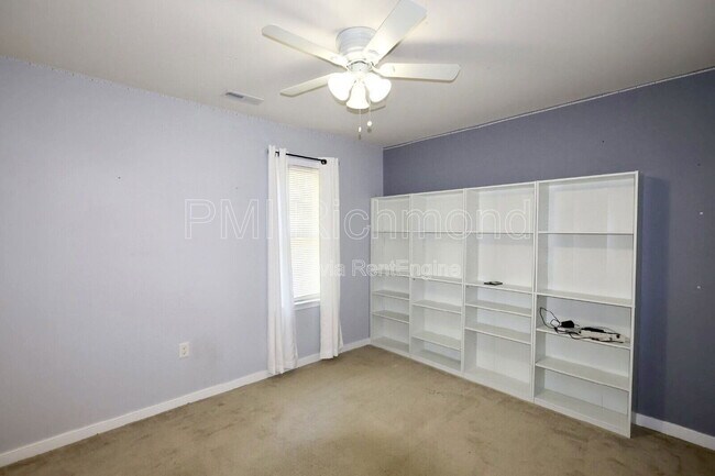 Building Photo - 15831 Haggis Dr