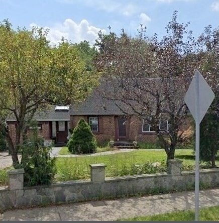 Building Photo - 276 Weston St