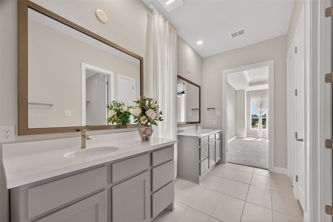 Building Photo - 4906 Tanyard Manor Dr