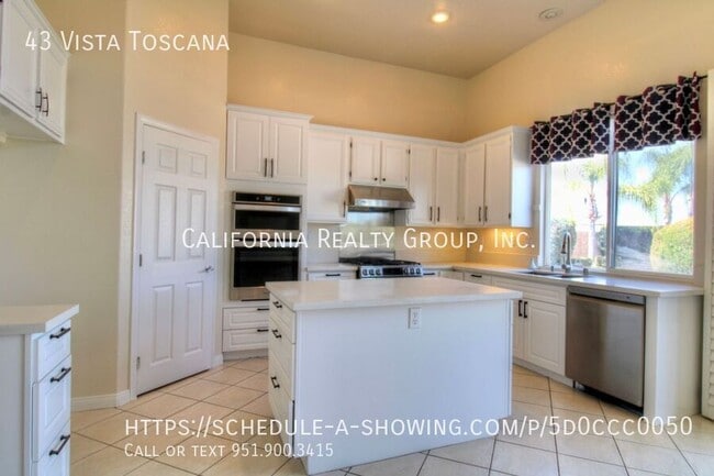 Building Photo - 43 Vista Toscana