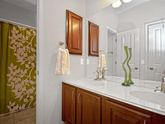Building Photo - 208 Raindance Cove