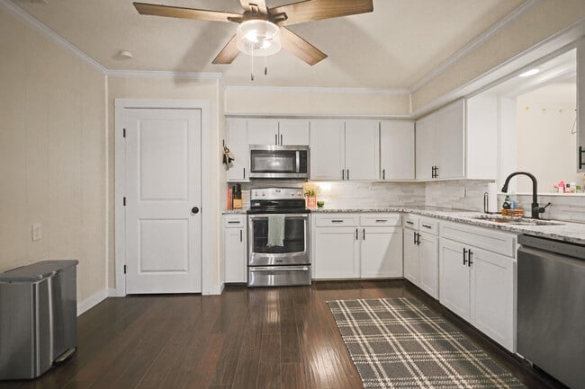 Building Photo - 4302 42nd St