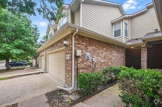 Building Photo - 8609 Forest Highlands Dr