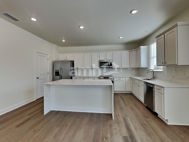 Building Photo - 3555 Shane Hill Rd SW