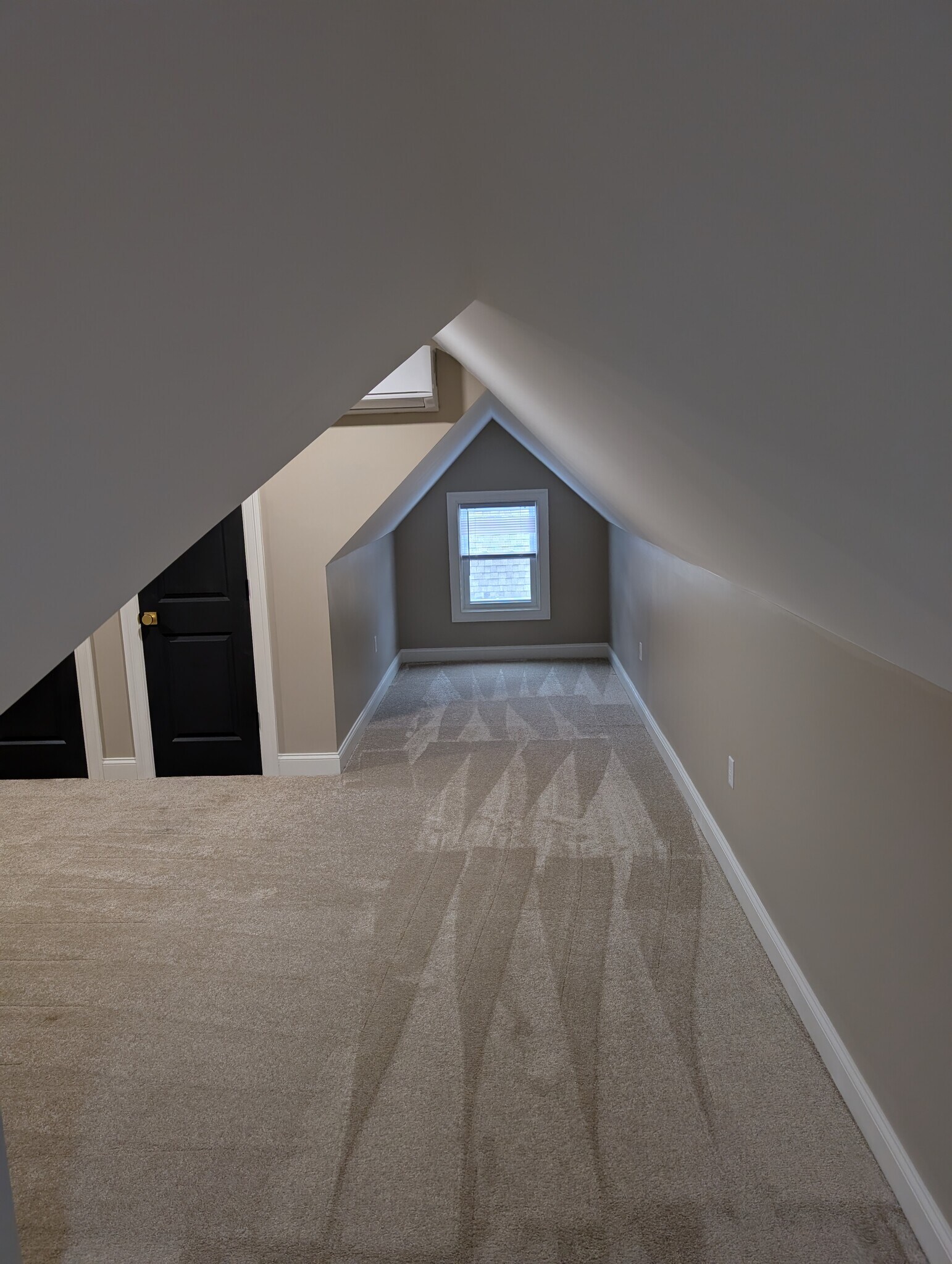 3rd bedroom - 319 Howard St