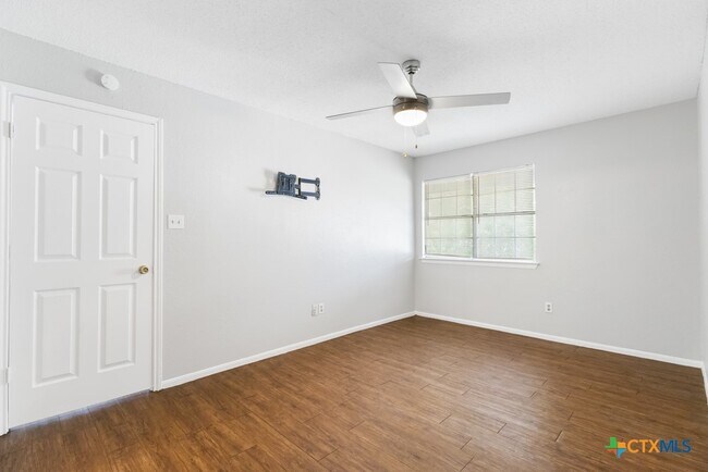 Building Photo - 6710 Windsor Hollow Dr