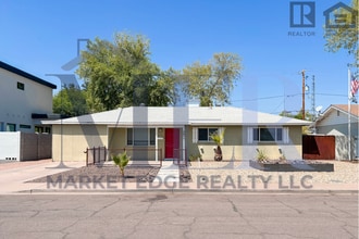 Building Photo - 3Bed/2Bath House in Central Scottsdale! $1...
