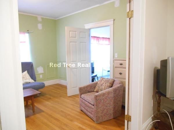 Building Photo - 40 Orchard Rd