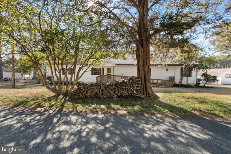 Building Photo - 18342 Clarke Rd