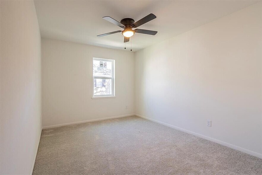 Building Photo - 14445 Misty Meadow Ln