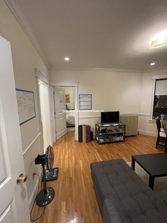 Building Photo - 1340 Commonwealth Ave