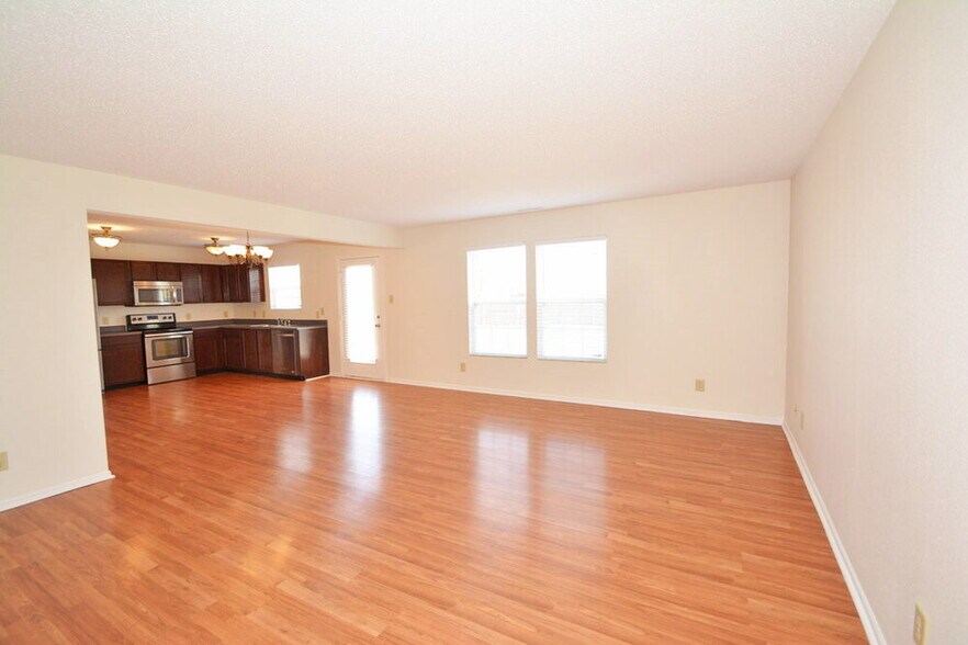 Building Photo - 7770 Brandenburg Way