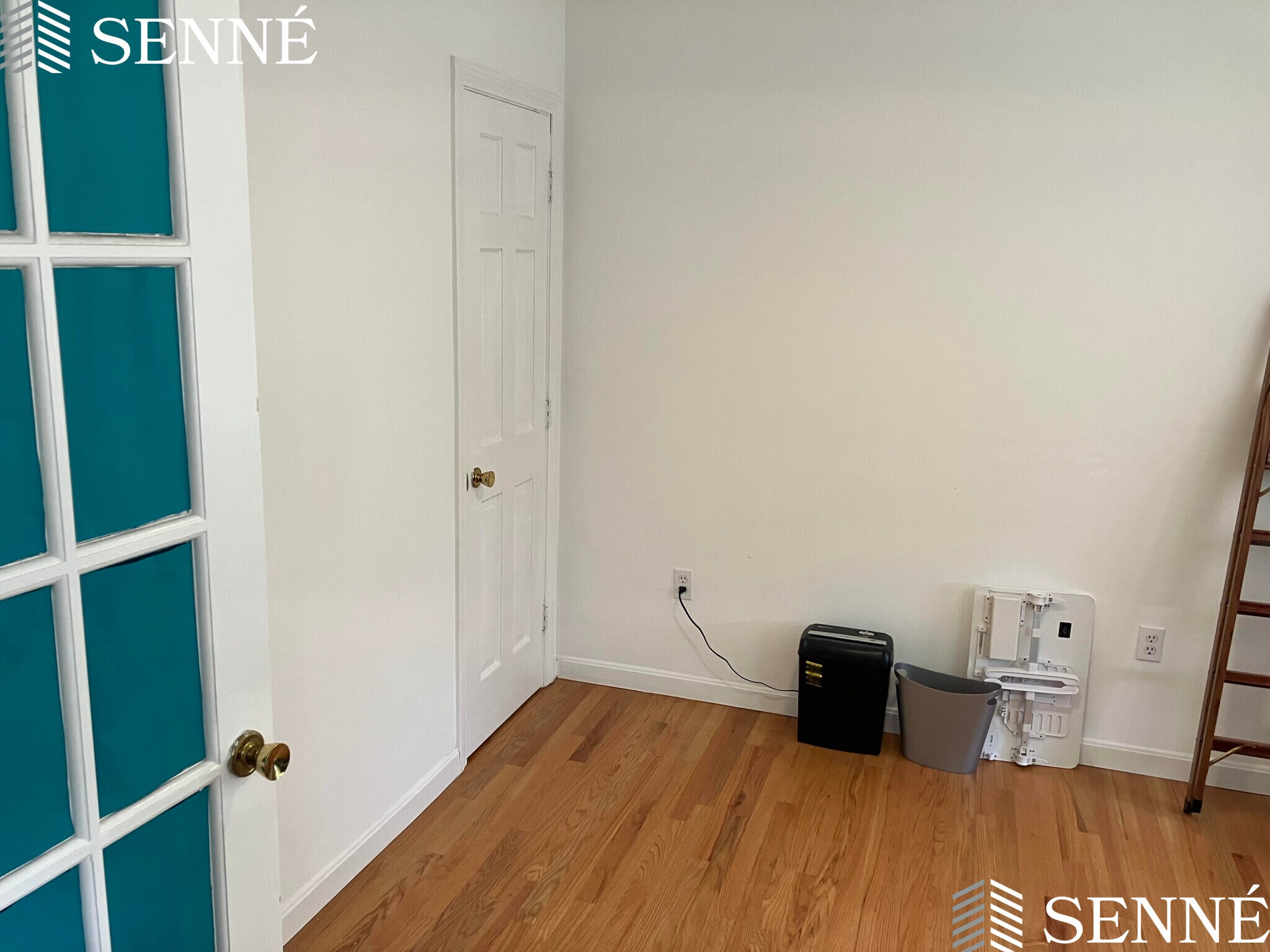 Building Photo - 26 Thorndike St