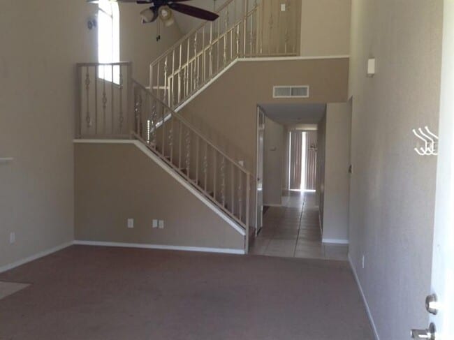 Building Photo - 5455 N Marty Ave