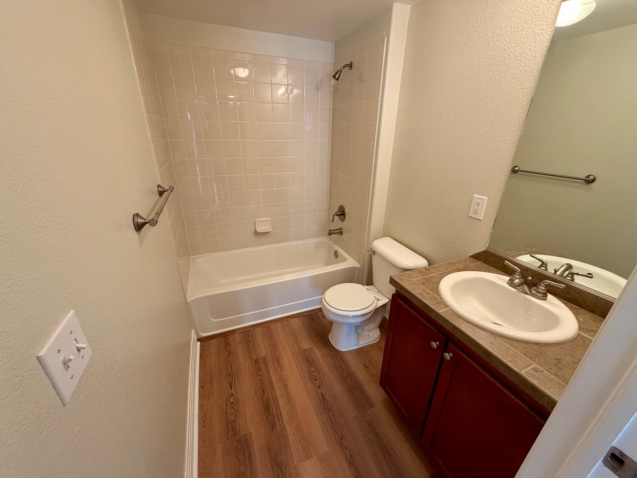 Building Photo - 9039 E Panorama Cir