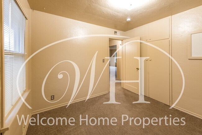 Building Photo - Great 2 Bedroom Home in Residential Walla Walla