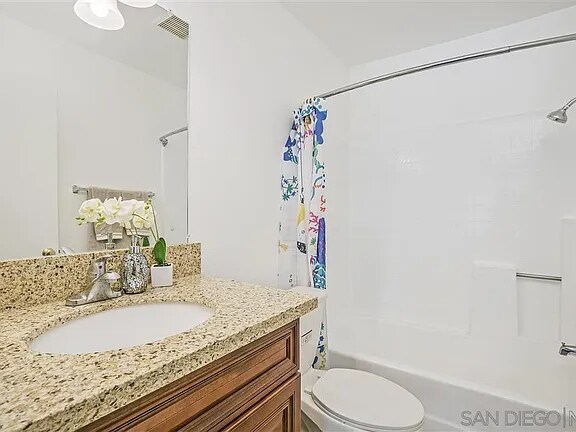 Building Photo - 9336 Twin Trails Dr