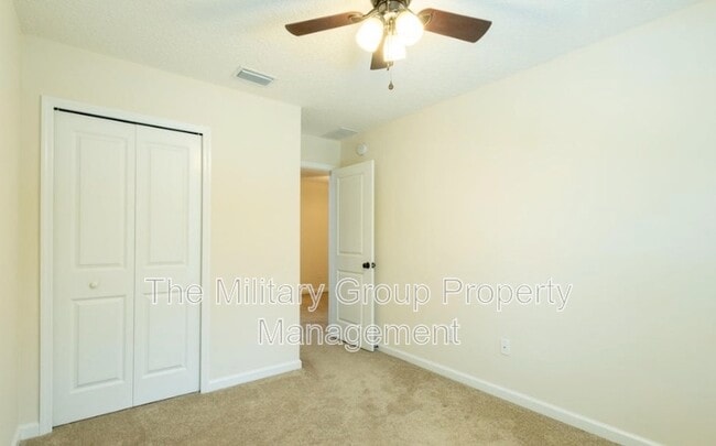 Building Photo - 382 Old Jennings Rd