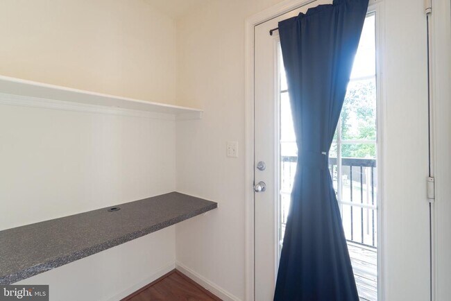 Building Photo - 11391 Aristotle Dr