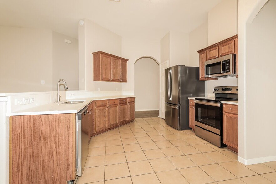 Building Photo - 10411 Lucky Ln