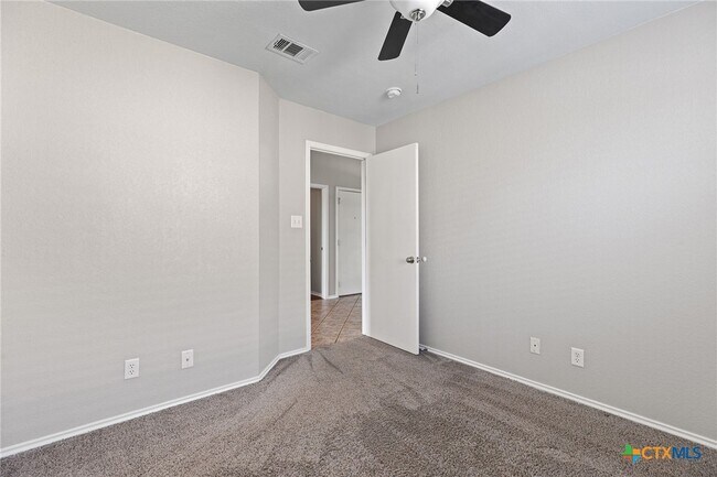 Building Photo - 7915 Redbrush