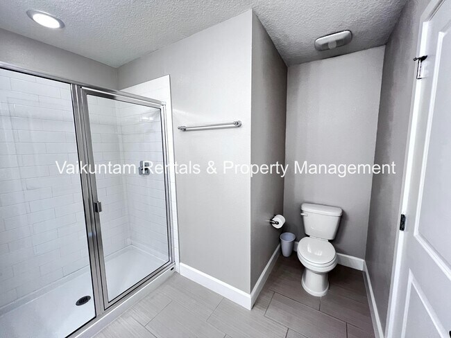 Building Photo - 1421 Captiva Cv