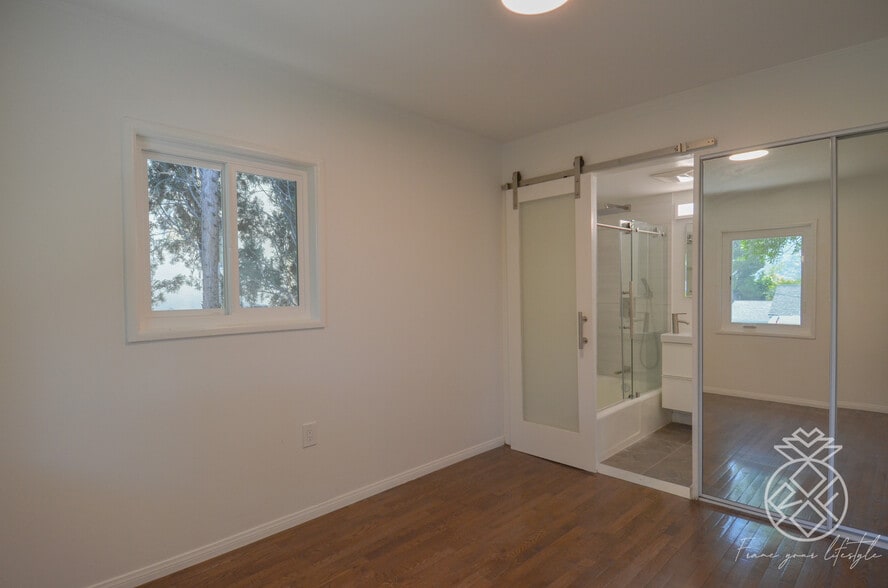 Building Photo - 2657 Piedmont Ave