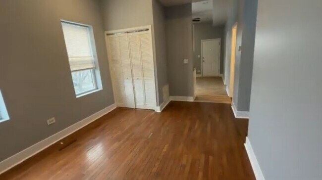 Building Photo - 2286 S Blue Island Ave