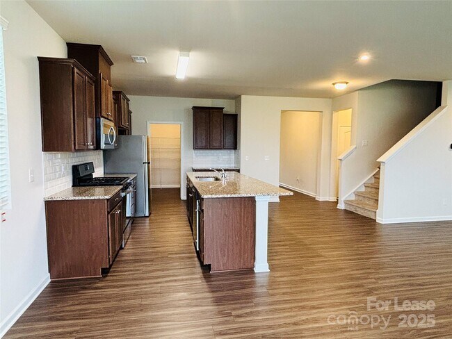 Building Photo - 3147 Cheyney Park Dr