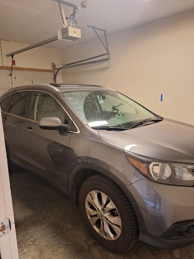 Building Photo - One level living in NorthWest Knoxville