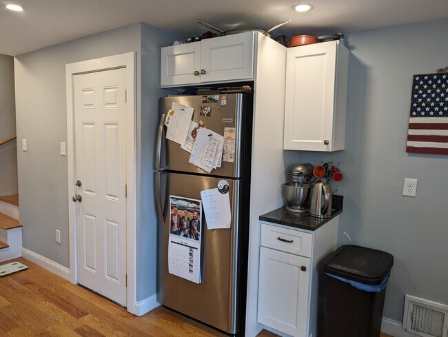 Building Photo - 11 Kearney St