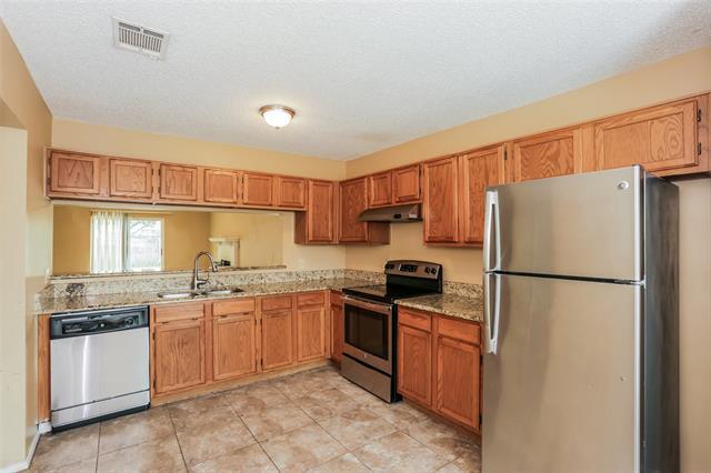 Building Photo - 500 Myrtle Dr