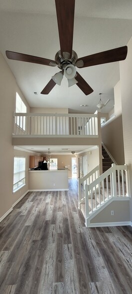 Building Photo - 5610 Harbor House Dr