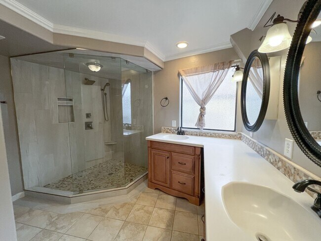 Building Photo - HOUSE  - CORNVILLE / PAGE SPRINGS RD