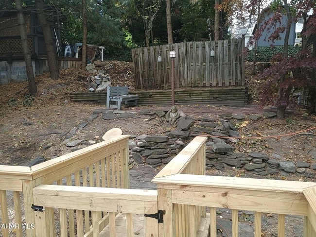 Building Photo - 106 Ruskin Dr