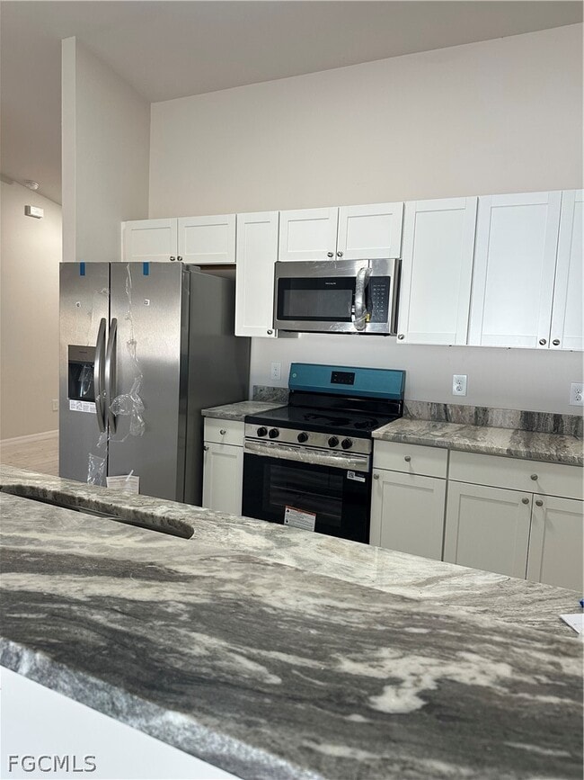 Building Photo - 1131 SW 16th Terrace