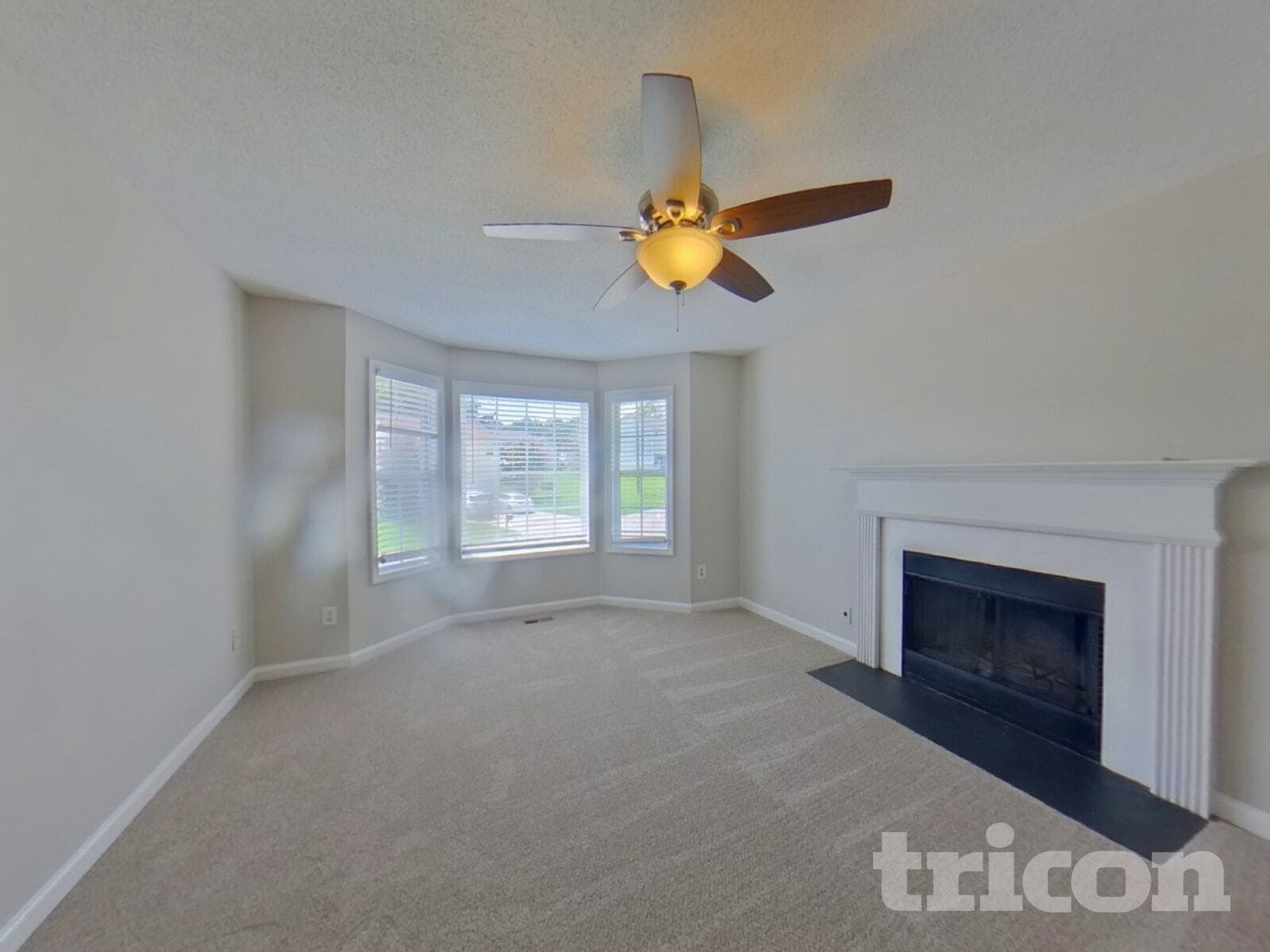 Building Photo - 708 Newport Dr